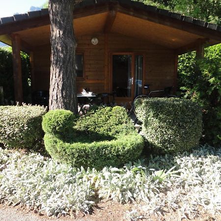 Camping La Cascade Villa Le Bourg-dʼOisans Eksteriør billede