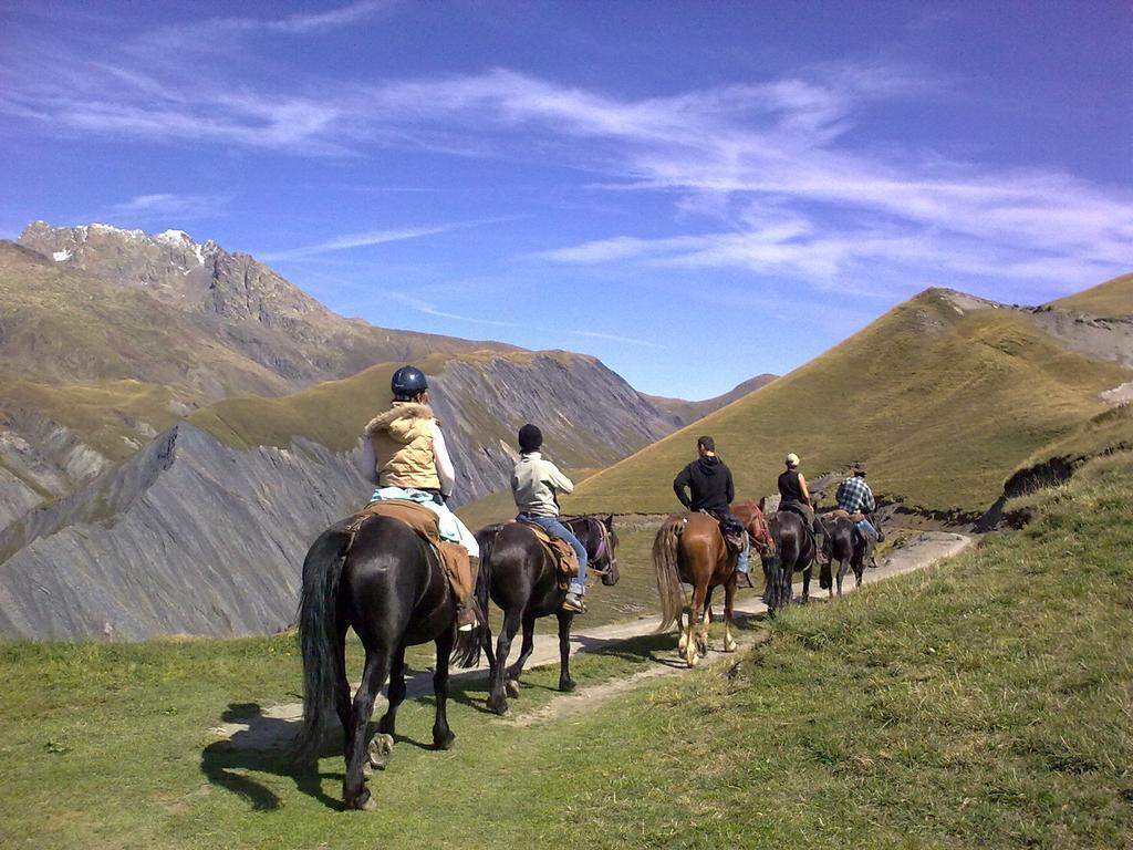 Camping La Cascade Villa Le Bourg-dʼOisans Eksteriør billede