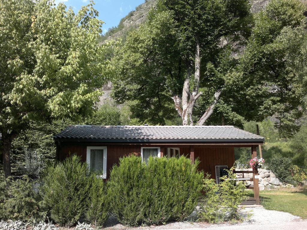 Camping La Cascade Villa Le Bourg-dʼOisans Eksteriør billede